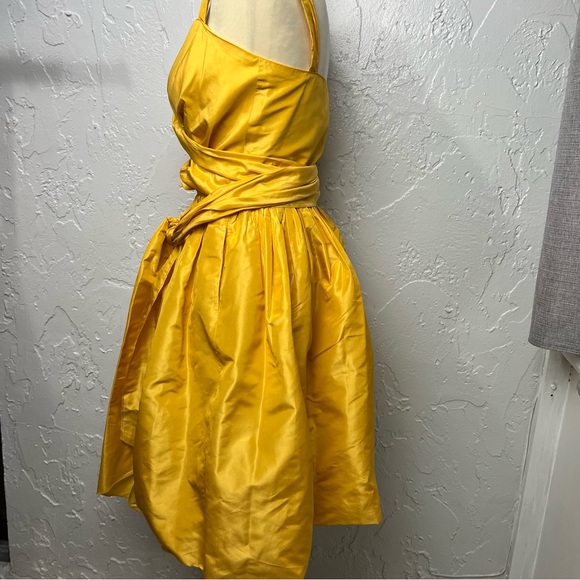 Diane Von Furstenberg Taffeta Silk Yellow Wrap Dress Small - Picture 7 of 14